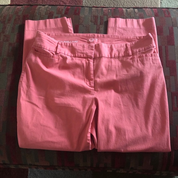 EUC Ann Taylor Loft Curvy Ankle Pant Size 10 Coral - Picture 1 of 3